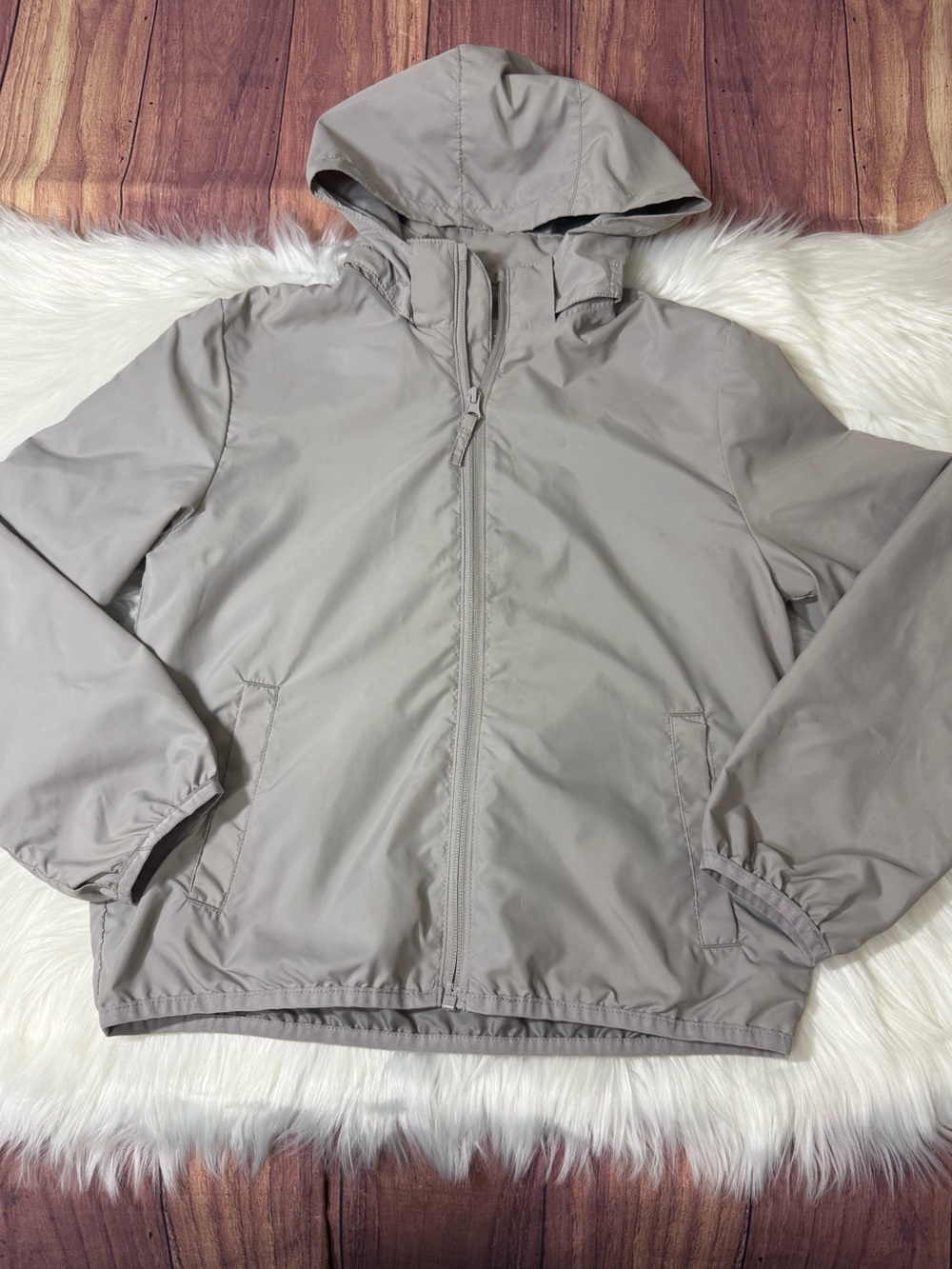H&M Gray Lightweight Hooded Windbreaker Jacket - Boys Size 8